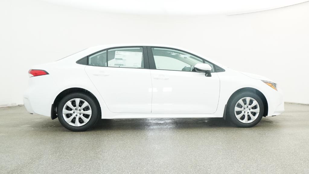 2026 Toyota Corolla LE photo 2