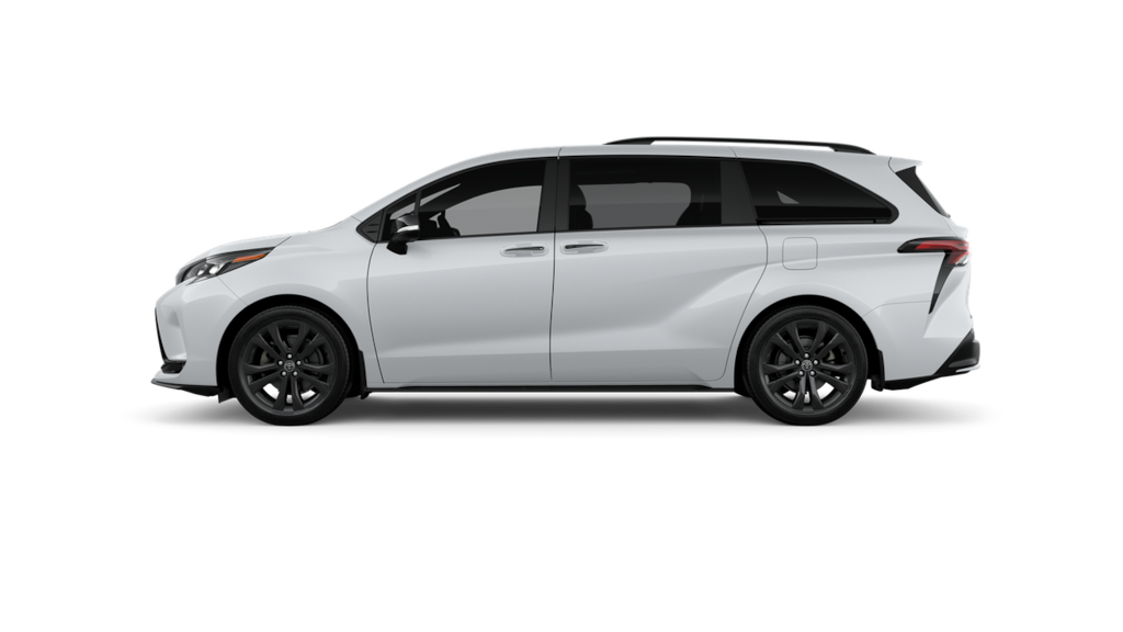 New 2026 Toyota Sienna XSE 7 PASSENGER