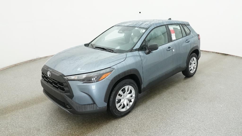 2026 Toyota Corolla Cross L photo 2