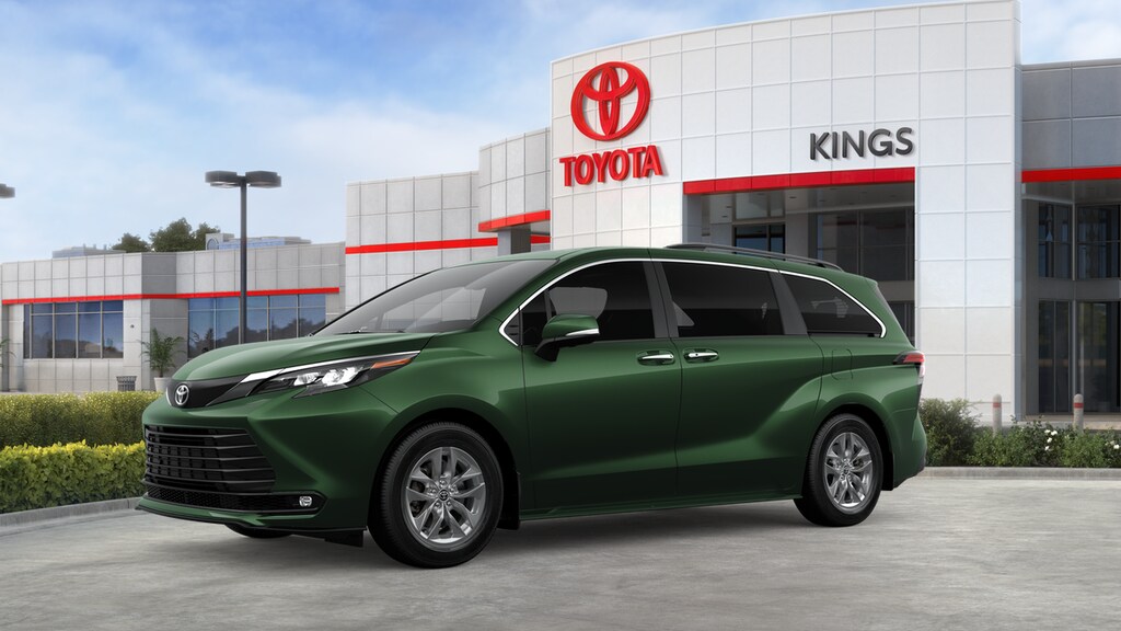 New 2026 Toyota Sienna XLE 7 PASSENGER