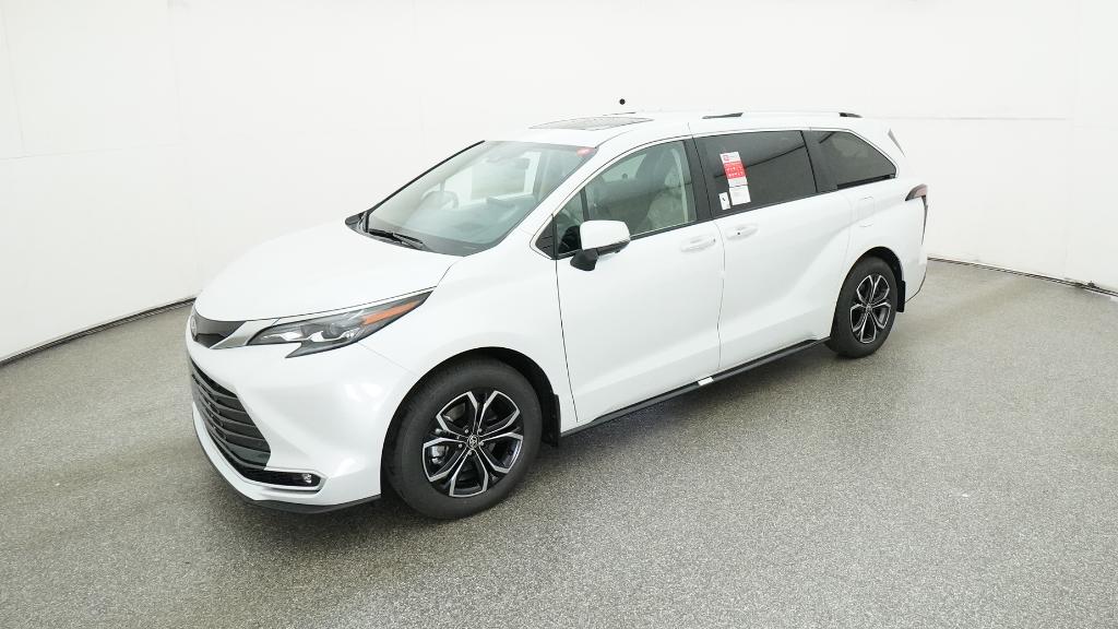 2026 Toyota Sienna Platinum's photo