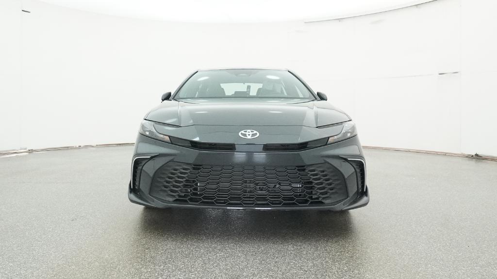 2026 Toyota Camry SE photo 3