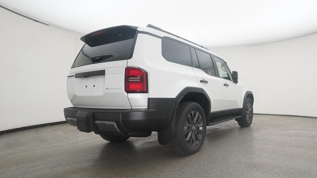 2025 Toyota Land Cruiser photo 2