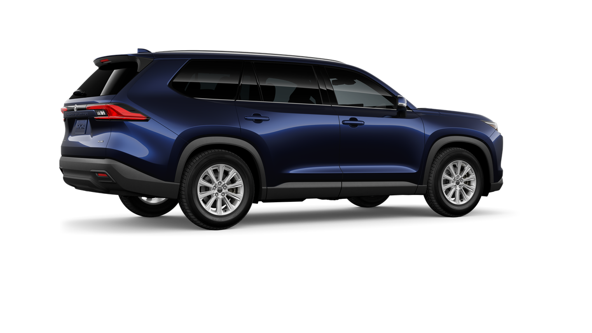 2026 Toyota Highlander Hybrid XLE photo 3