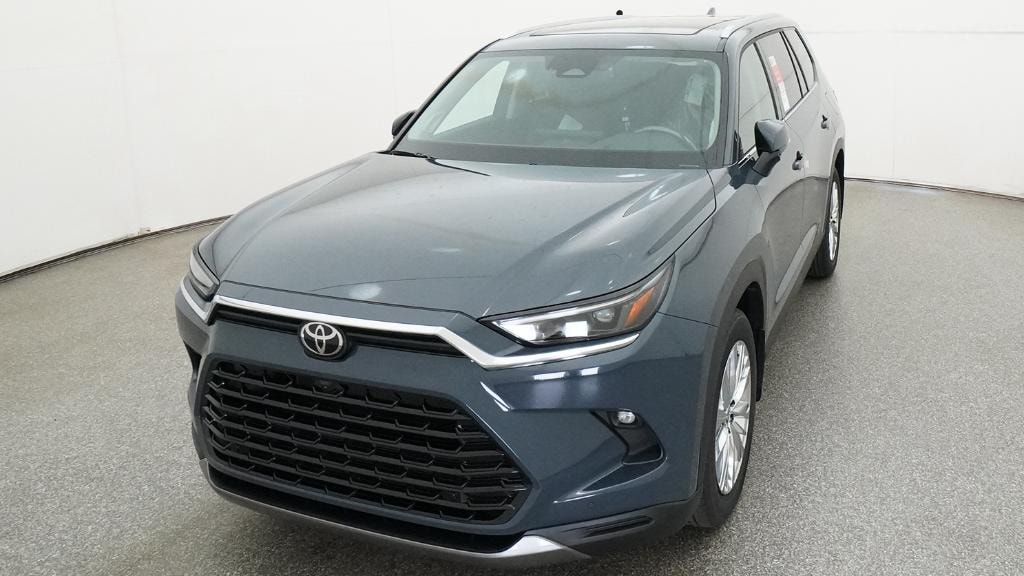New 2026 Toyota Grand Highlander Platinum SUV