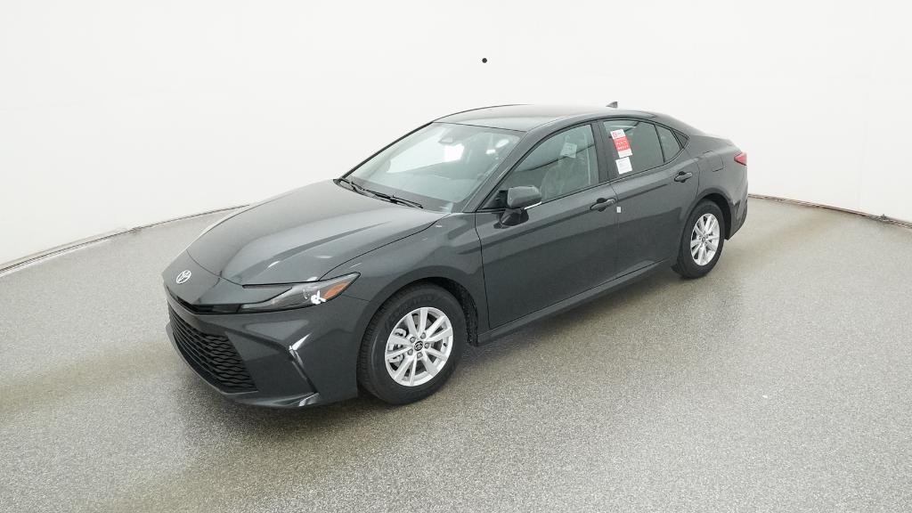 2026 Toyota Camry LE's photo
