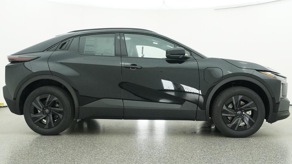 2026 Toyota C-HR SE - Photo 50