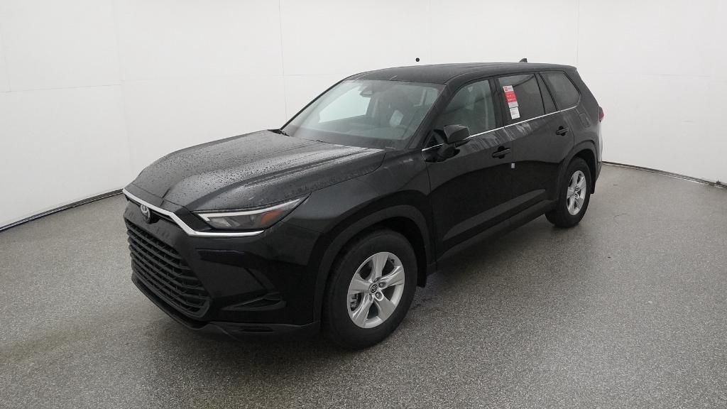 2026 Toyota Grand Highlander LE's photo