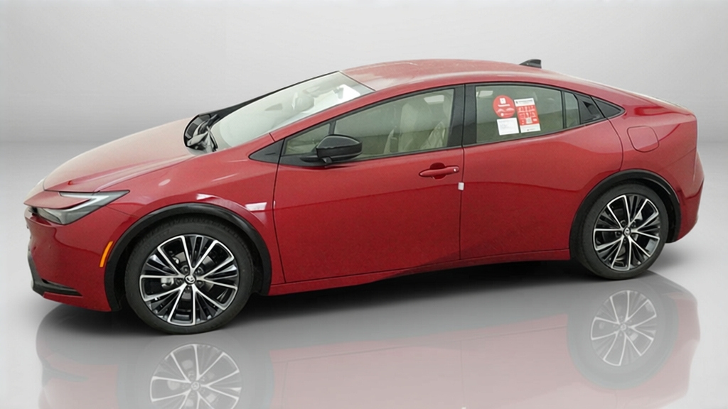 New 2027 Toyota Prius XLE Hatchback