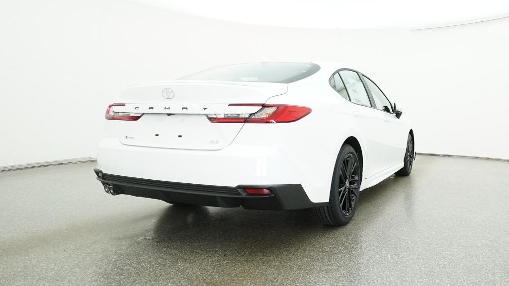 2026 Toyota Camry SE photo 4