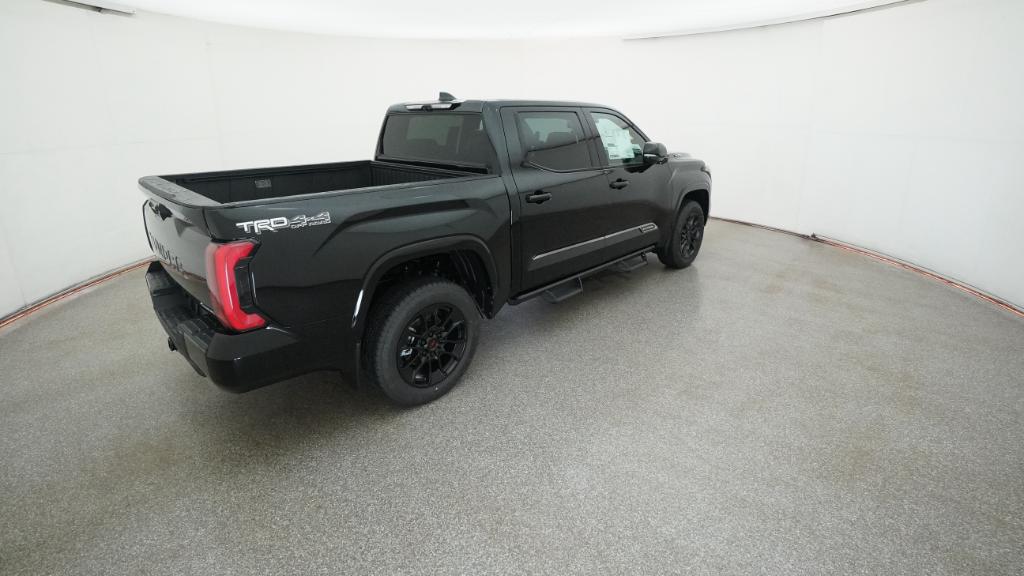 2025 Toyota Tundra Platinum - Photo 31