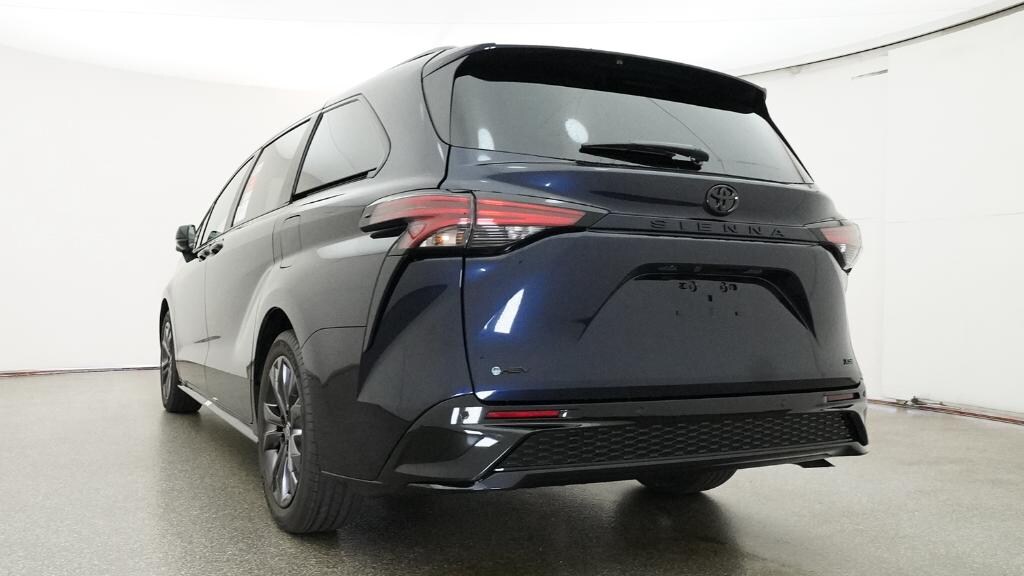 New 2026 Toyota Sienna XSE Van Passenger Van