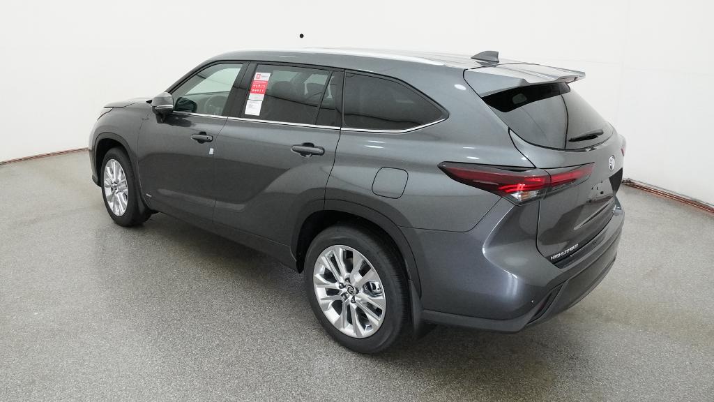 2025 Toyota Highlander Hybrid Limited photo 4