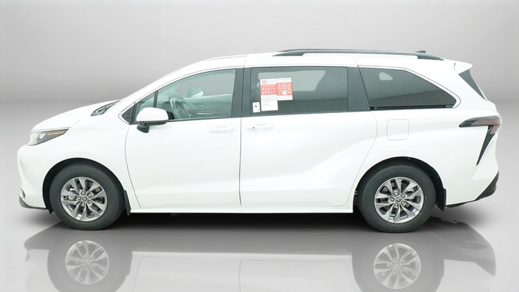 New 2026 Toyota Sienna XLE Van Passenger Van