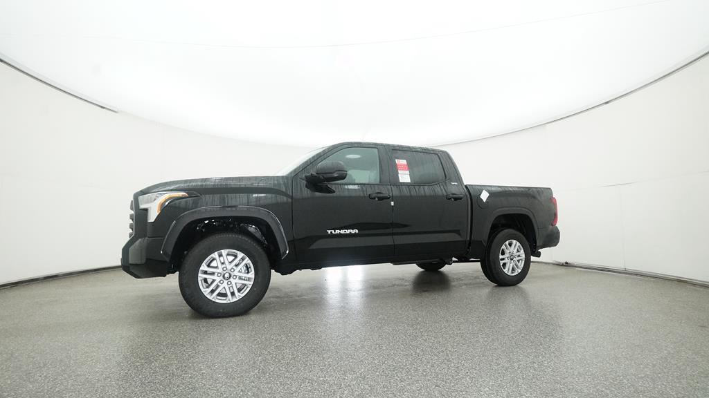 2025 Toyota Tundra SR5 - Photo 9