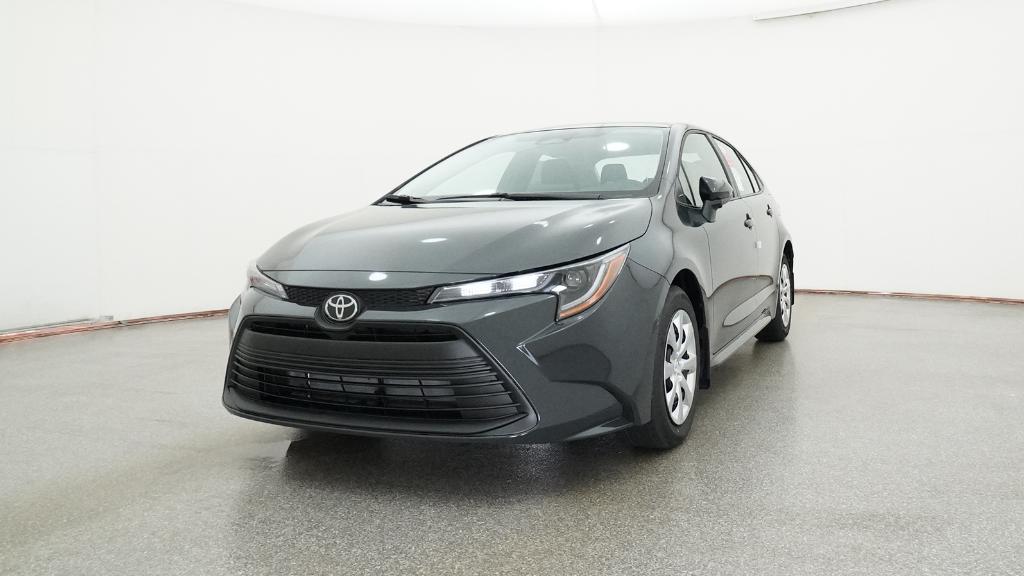 2026 Toyota Corolla LE photo 2