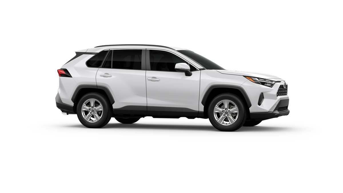 2025 Toyota RAV4 XLE photo 15
