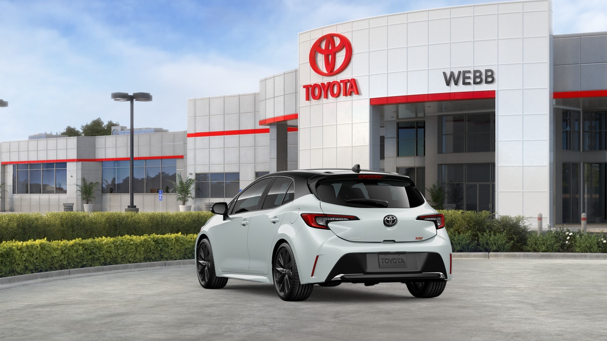 2026 Toyota Corolla Hatchback XSE - Photo 14