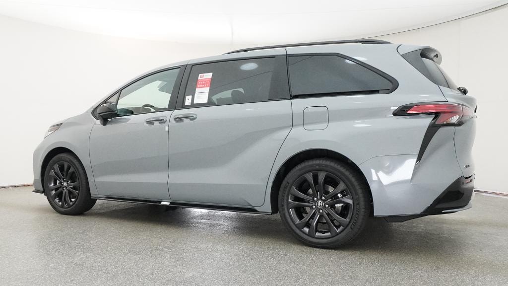 New 2026 Toyota Sienna XSE 7 PASSENGER