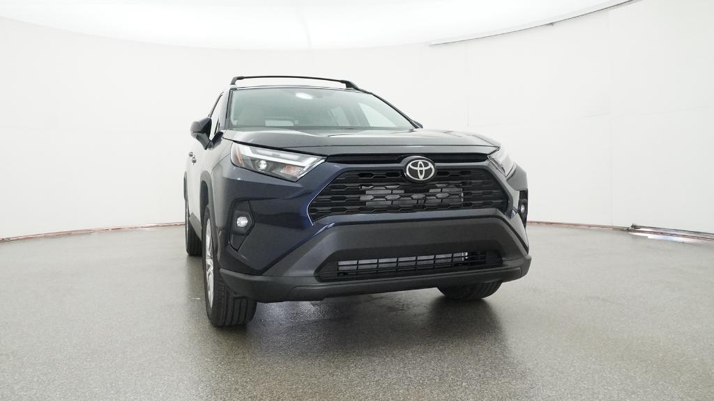 2025 Toyota RAV4 XLE Premium photo 4