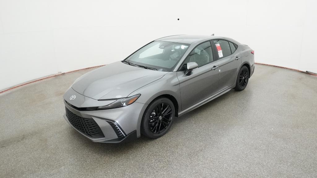 2026 Toyota Camry SE Hybrid's photo