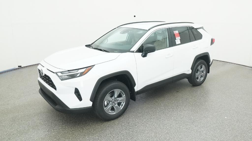 2025 Toyota RAV4 LE's photo
