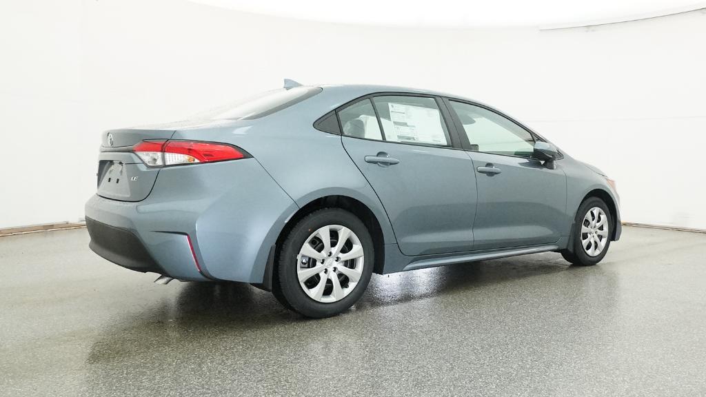 2026 Toyota Corolla LE photo 2