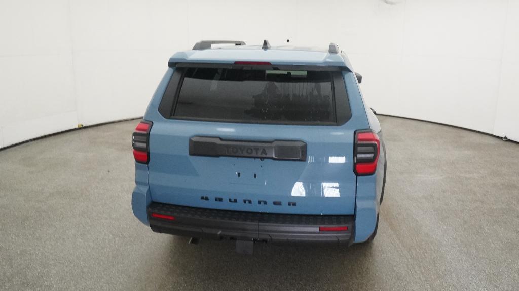2025 Toyota 4Runner SR5 photo 4