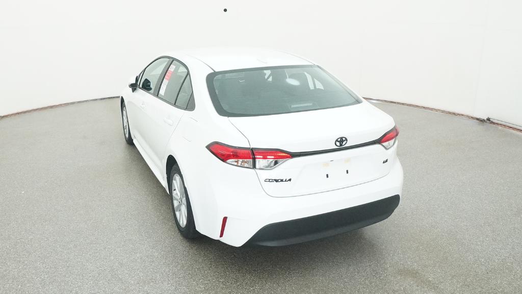 2026 Toyota Corolla LE photo 3