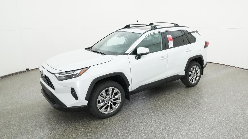 2025 Toyota RAV4 XLE Premium's photo