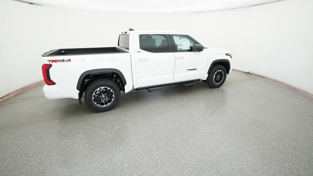 2025 Toyota Tundra SR5 - Photo 30