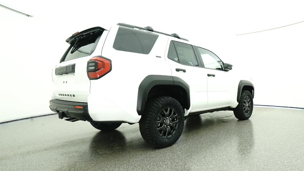 2025 Toyota 4Runner SR5 photo 4
