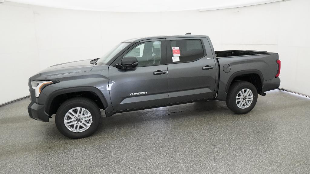 2026 Toyota Tundra SR5 - Photo 12