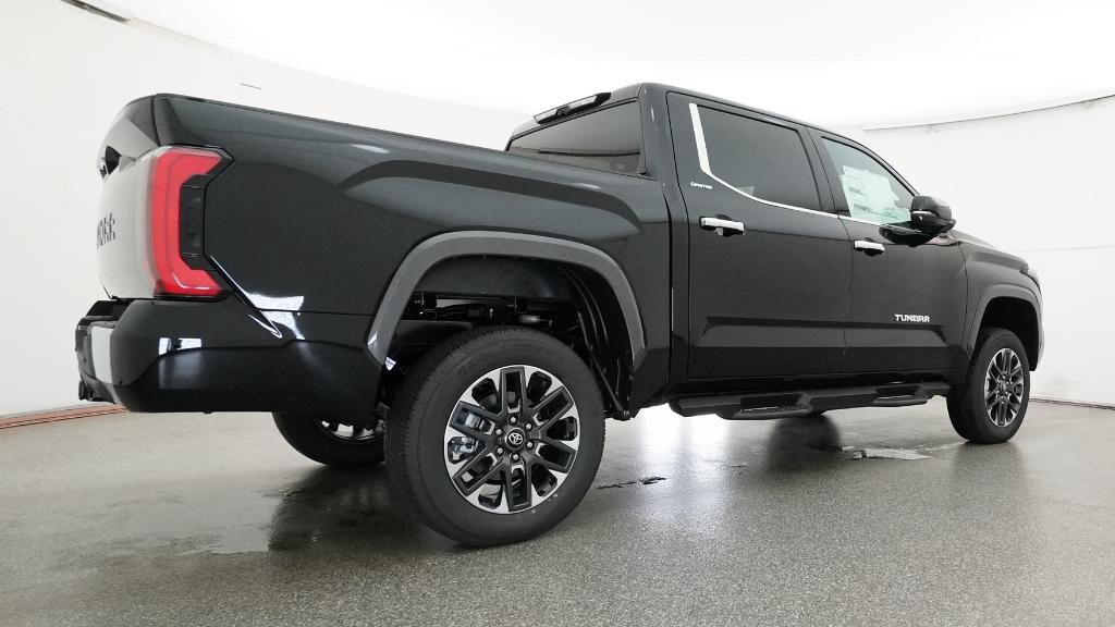 New 2026 Toyota Tundra Limited LIMITED CREWMAX 5.5