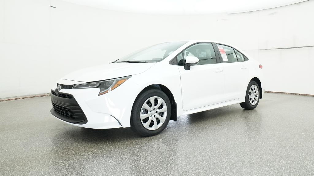 2026 Toyota Corolla LE photo 3