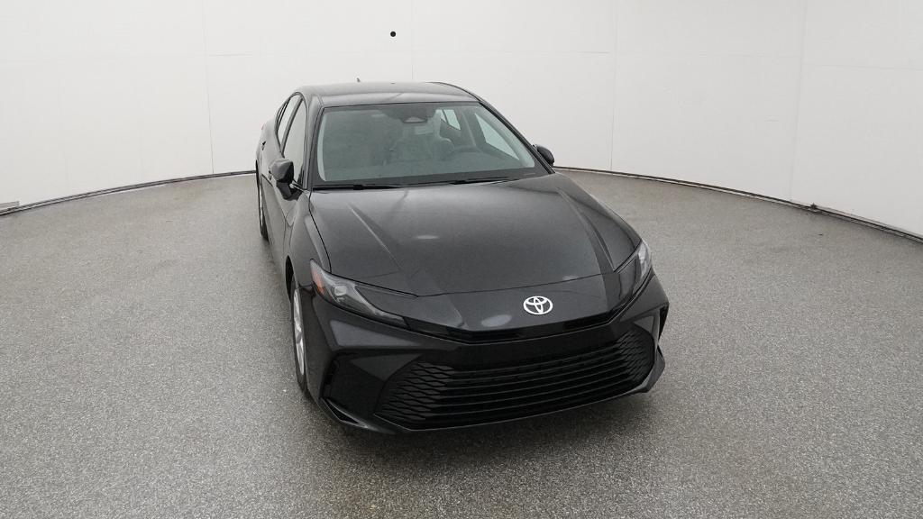 2026 Toyota Camry LE photo 2