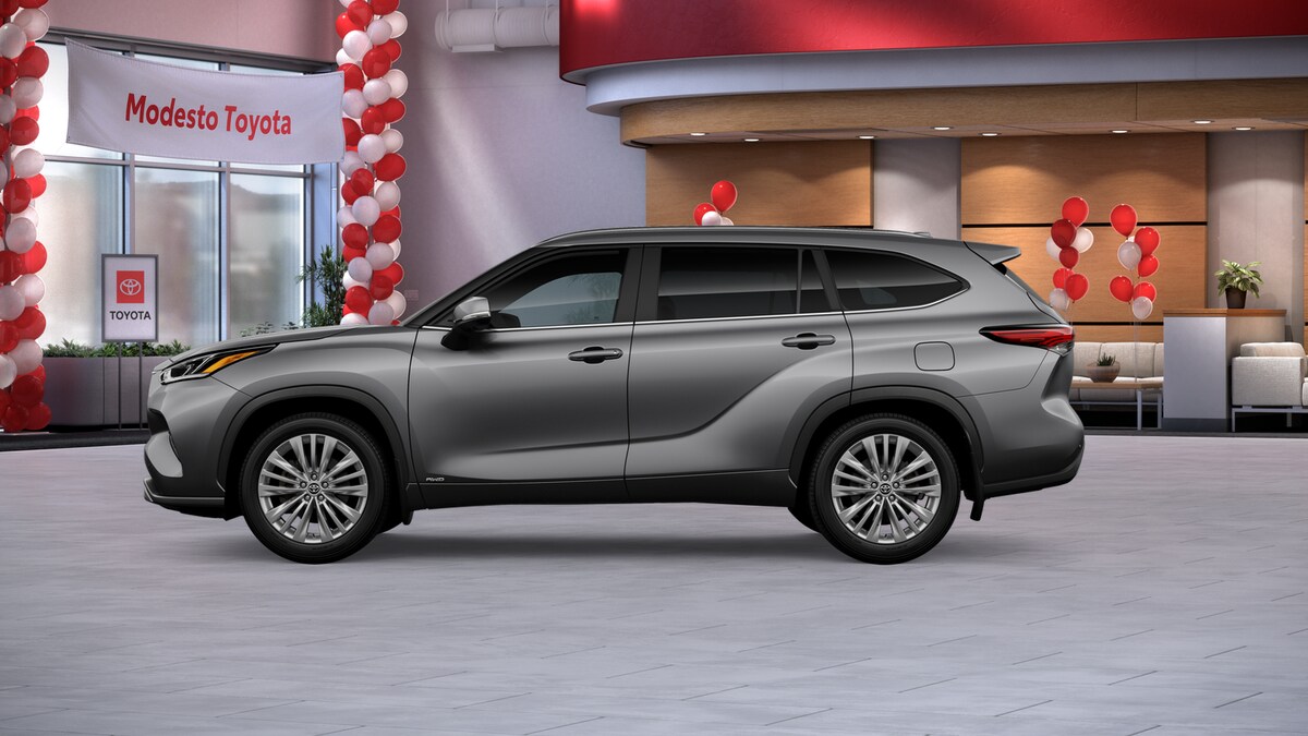 2026 Toyota Highlander Hybrid Platinum photo 2