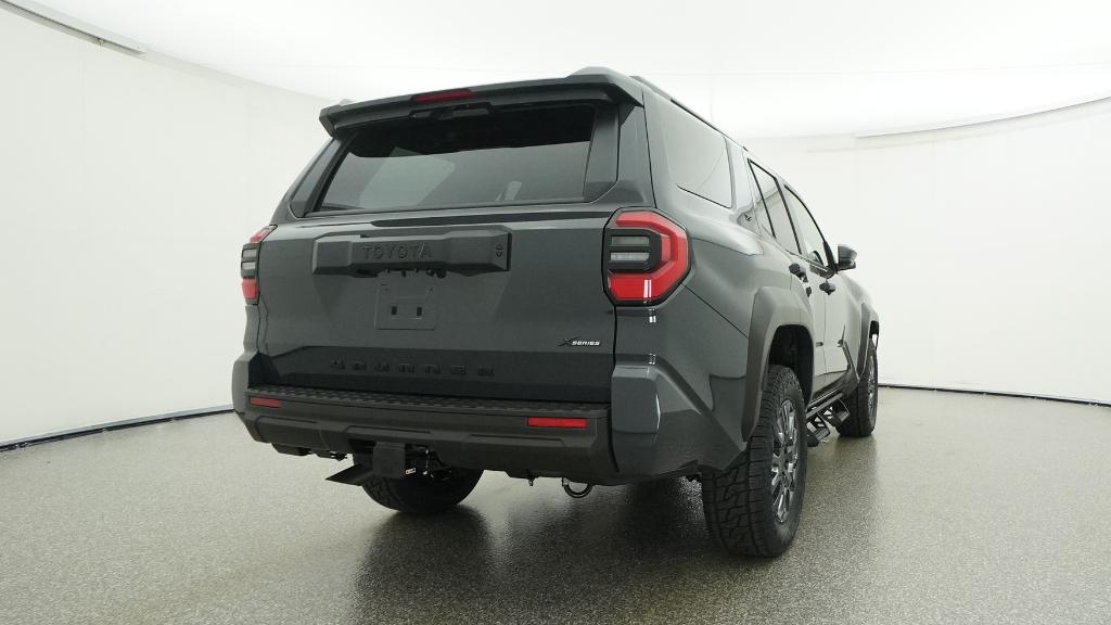 2026 Toyota 4Runner SR5 - Photo 38
