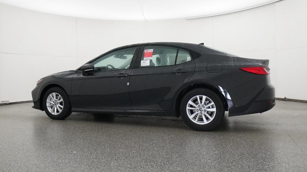 2026 Toyota Camry LE photo 3