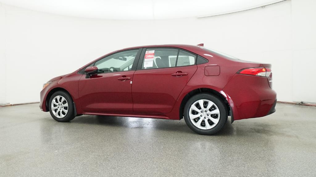 2026 Toyota Corolla LE photo 4