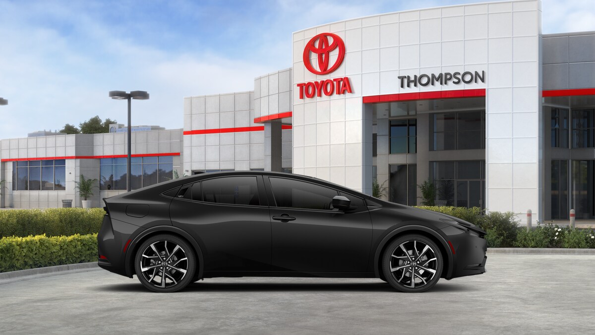 2026 Toyota Prius Plug-in Hybrid XSE - Photo 12