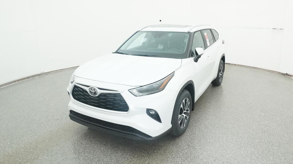New 2026 Toyota Highlander XLE SUV