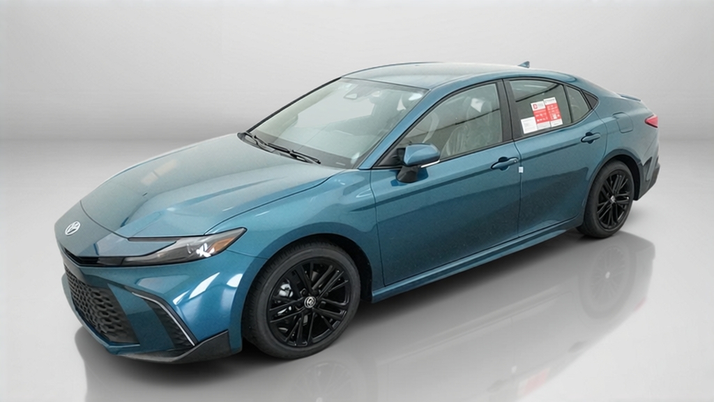 2026 Toyota Camry SE Sedan