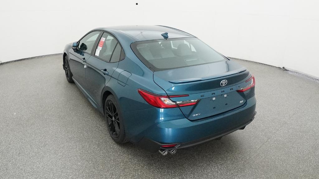 2026 Toyota Camry SE photo 4