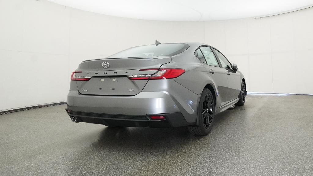 2026 Toyota Camry SE photo 6