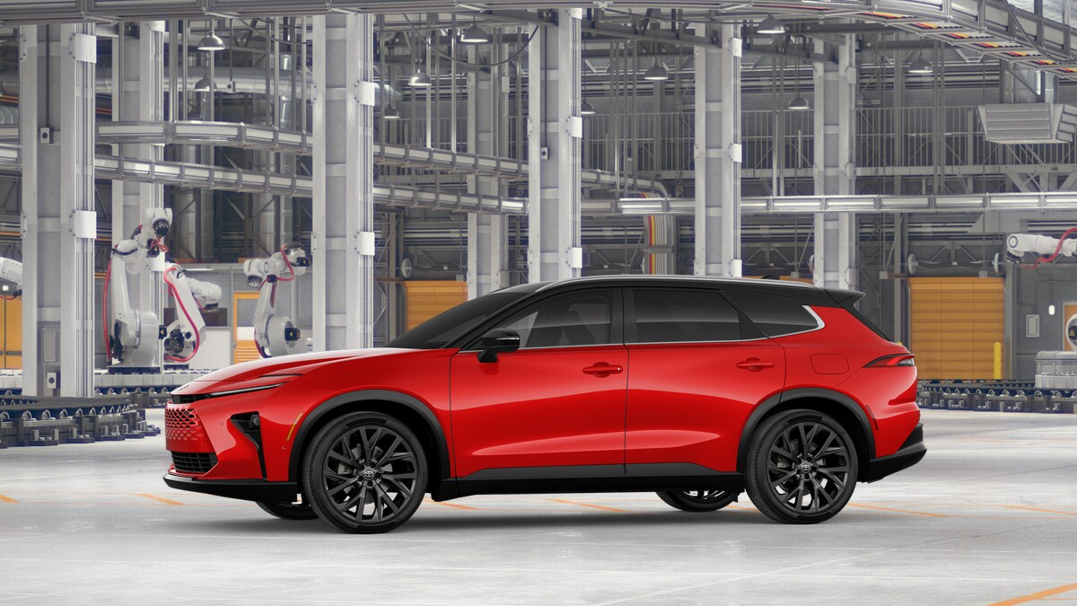 2026 Toyota Crown Signia Limited photo 3