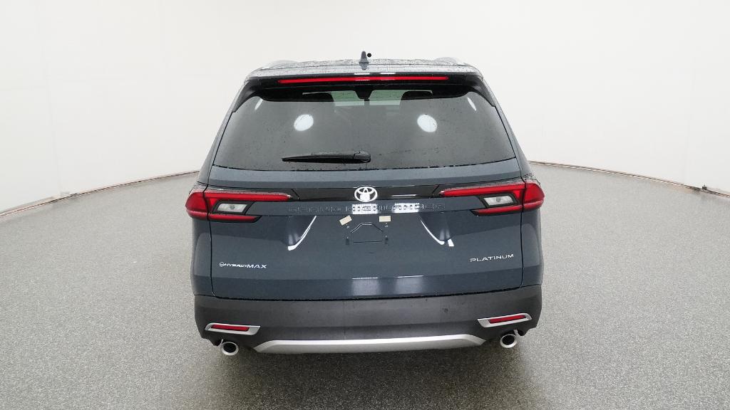 2026 Toyota Highlander Hybrid Platinum photo 3