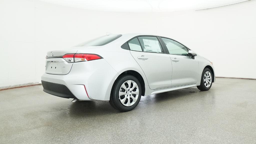 2025 Toyota Corolla LE photo 3