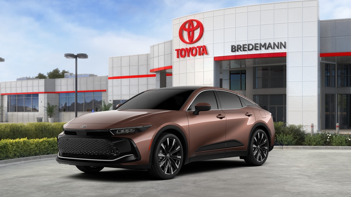 2026 Toyota Crown Platinum's photo