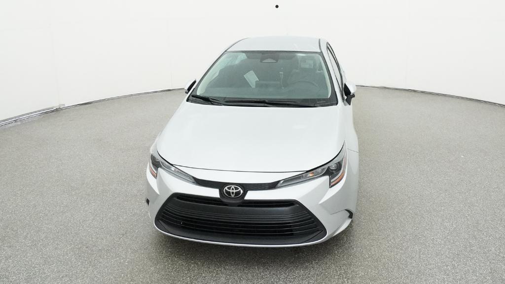 2026 Toyota Corolla LE photo 3